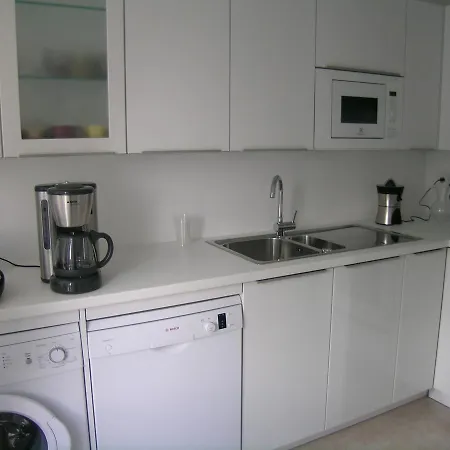 16 Pinede Apartment *