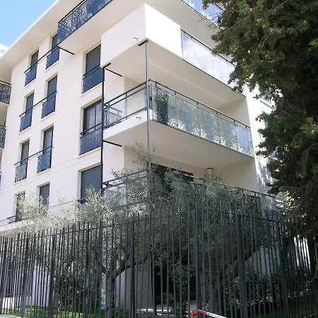 Apartment 16 Pinede *