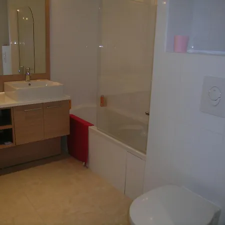 Apartment 16 Pinede Juan-les-Pins
